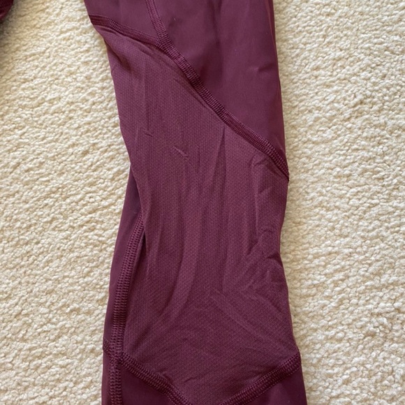 lululemon maroon mesh logo leggings - Picture 2 of 4